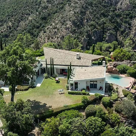 Вилла Art & Design With 360 View Мандельё-ла-Напуль