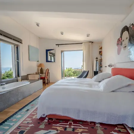 Art & Design With 360 View Mandelieu-la-Napoule