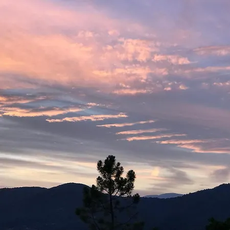 Вилла Art & Design With 360 View Мандельё-ла-Напуль